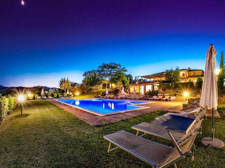 Montepulciano | Agroturystyka z basenem, restauracją i SPA