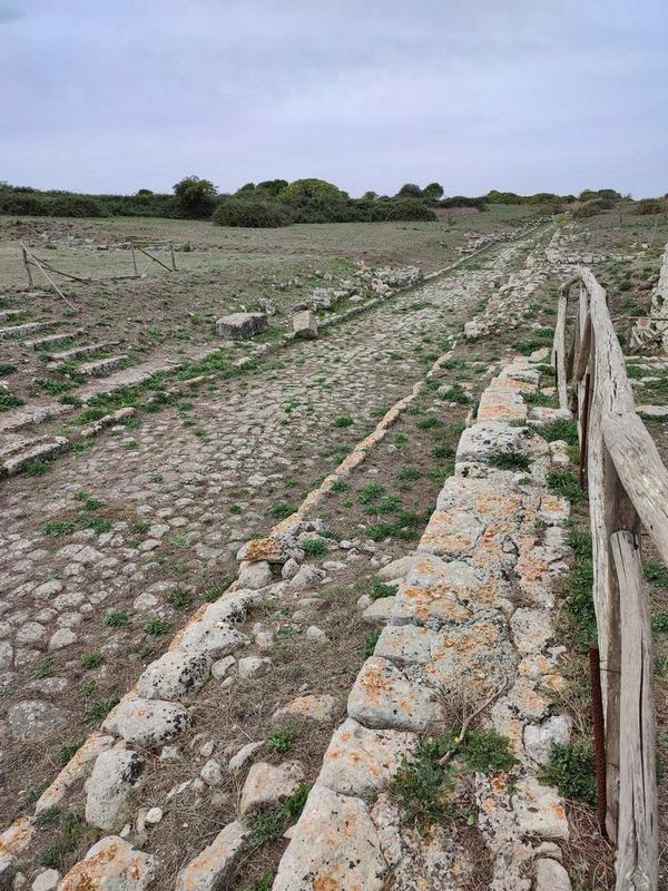 Droga rzymska, decumanus, Akrai