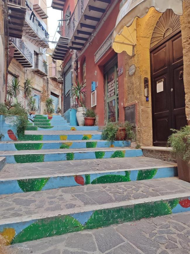 Agrigento, pomnik Andrei Camillerego