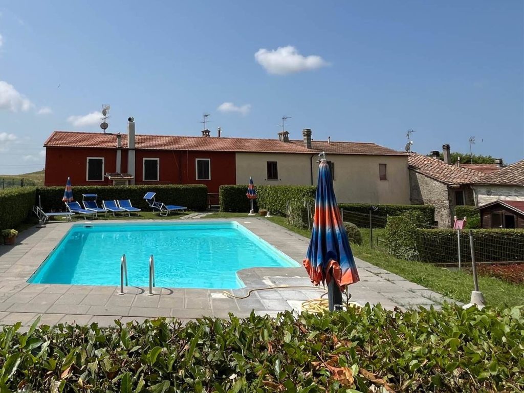 Mieszkanie z basenem, Toskania