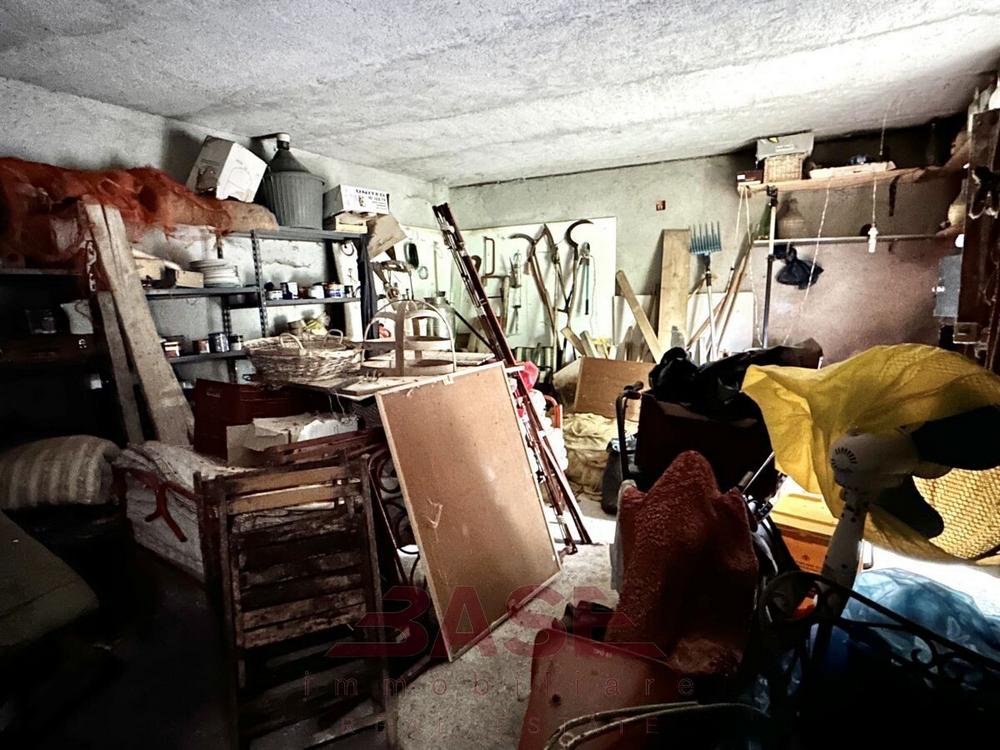 Kamienny dom na sprzedaż, Toskania