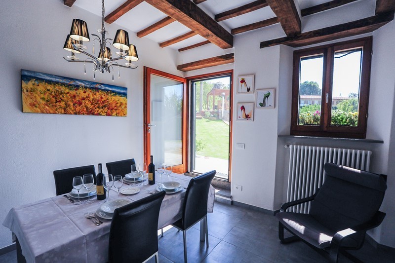 Mieszkanie z ogrodem i garażem na sprzedaż w Toskanii