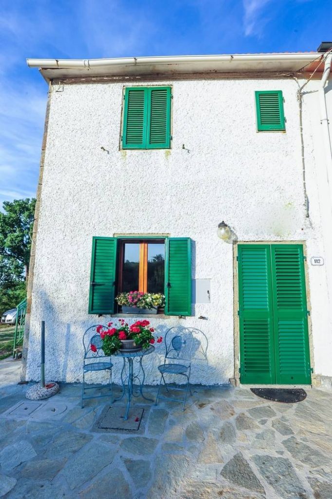 Mieszkanie z ogrodem i garażem na sprzedaż w Toskanii