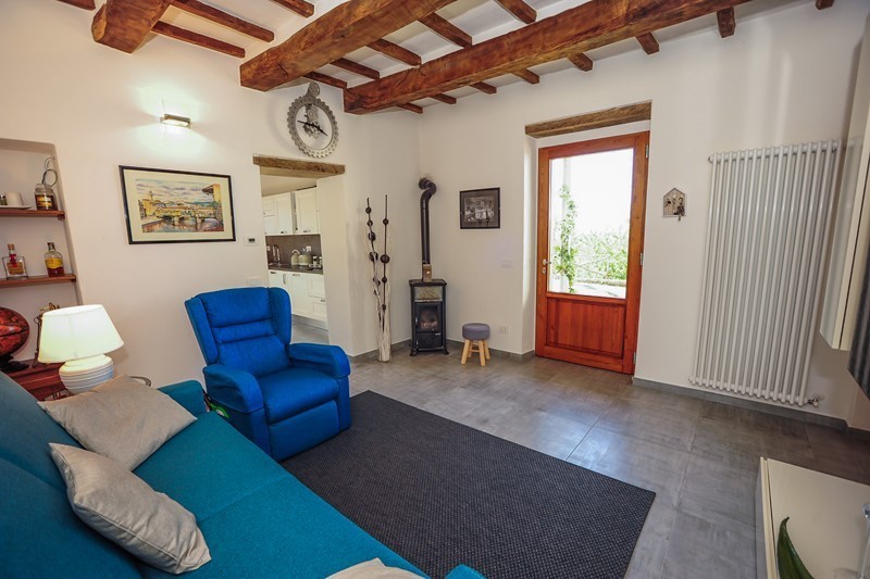 Mieszkanie z ogrodem i garażem na sprzedaż w Toskanii