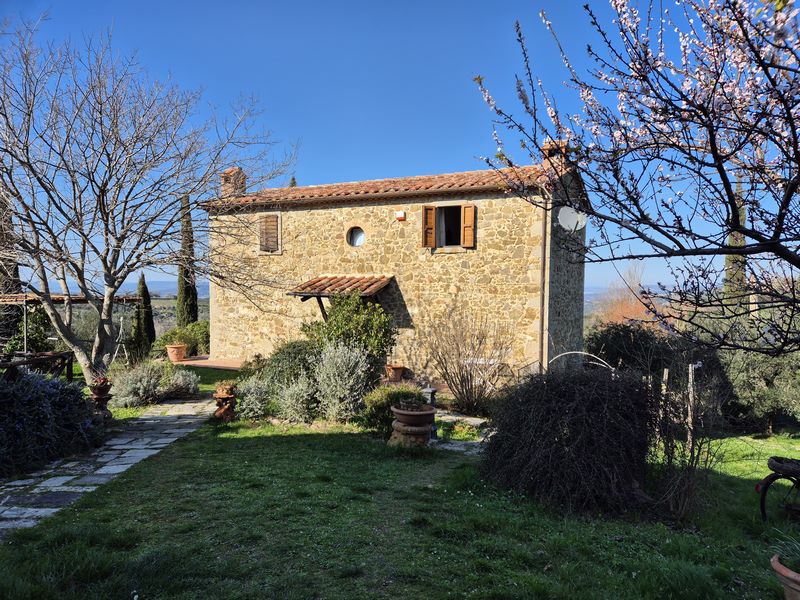 Dwa domy na sprzedaż w Toskanii