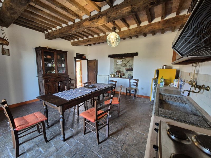 Dwa domy na sprzedaż w Toskanii