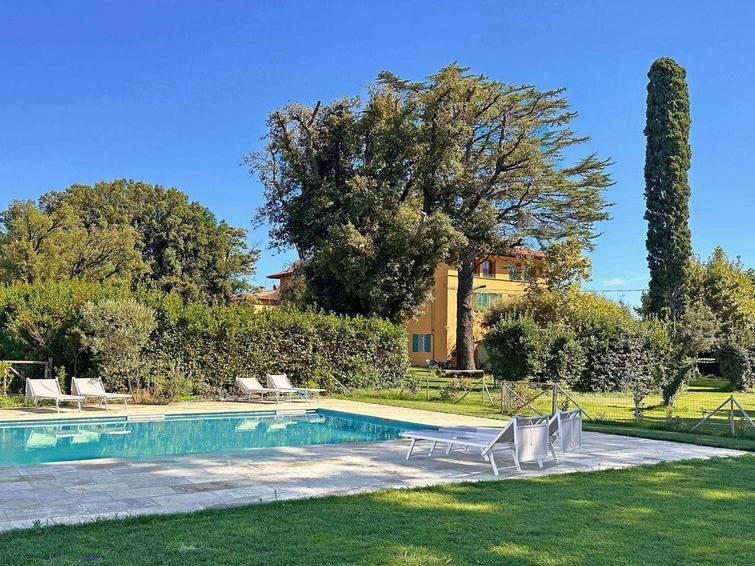 Willa z basenem w Toskanii blisko morza